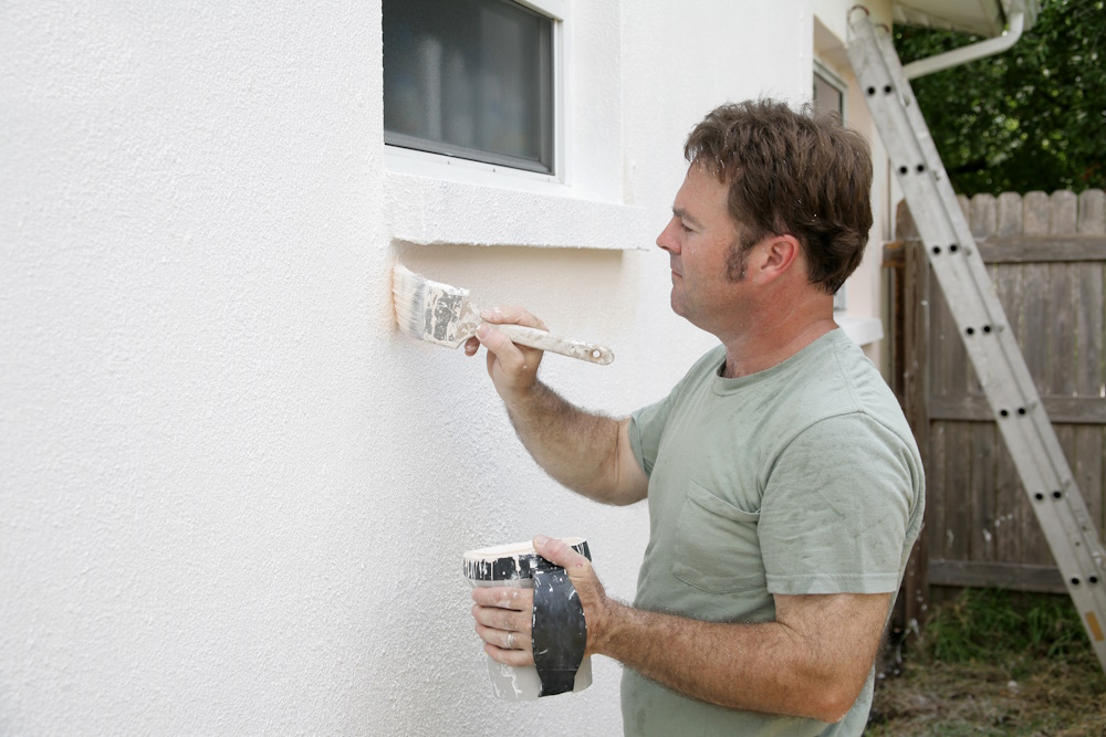 Your Complete Guide to DIY Exterior House Painting